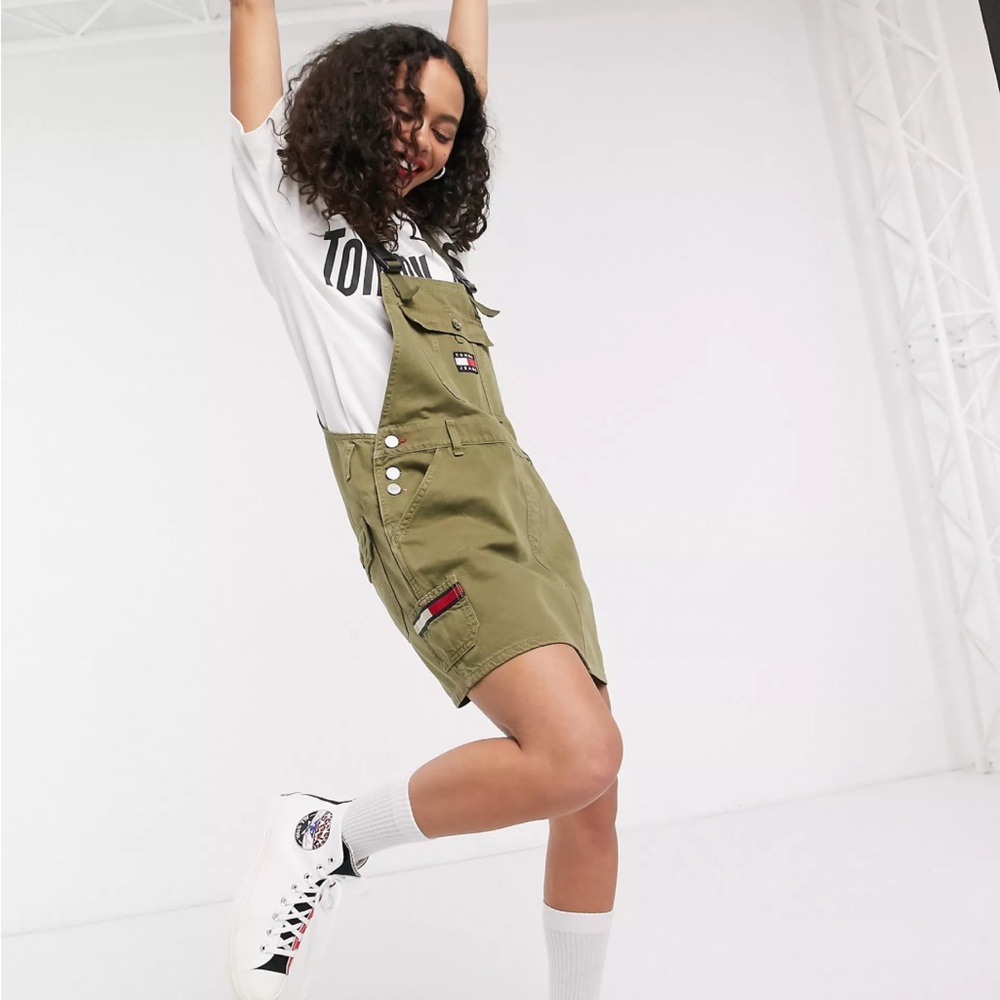 Tommy Jeans Dungaree Dress in Army Green sz S